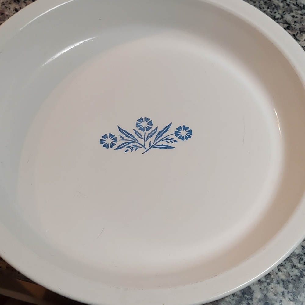Vintage 1970 Corning Ware - Picture 2 of 8